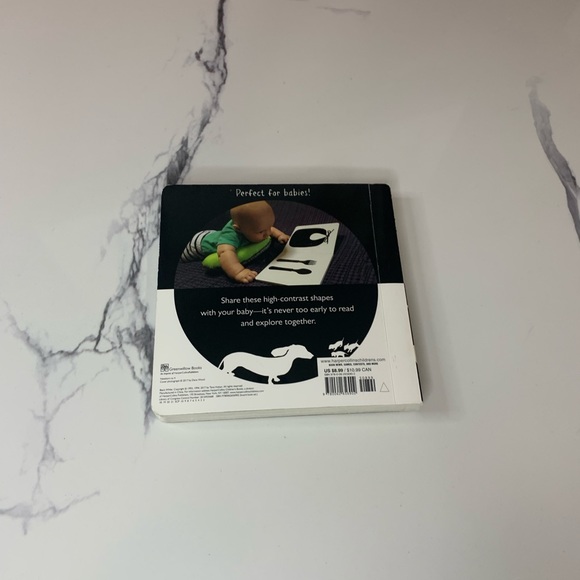 🔥2FOR30🔥 Black and white baby board book - Picture 5 of 16